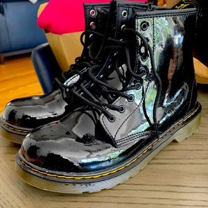 Kids combat boots size 4
